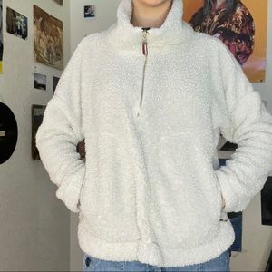 Tommy Hilfiger LG white fluffy jacket